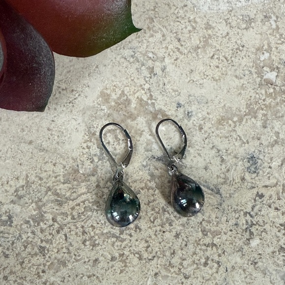 Jewelry - Verre Modern French Glass Elegant Drop Earrings